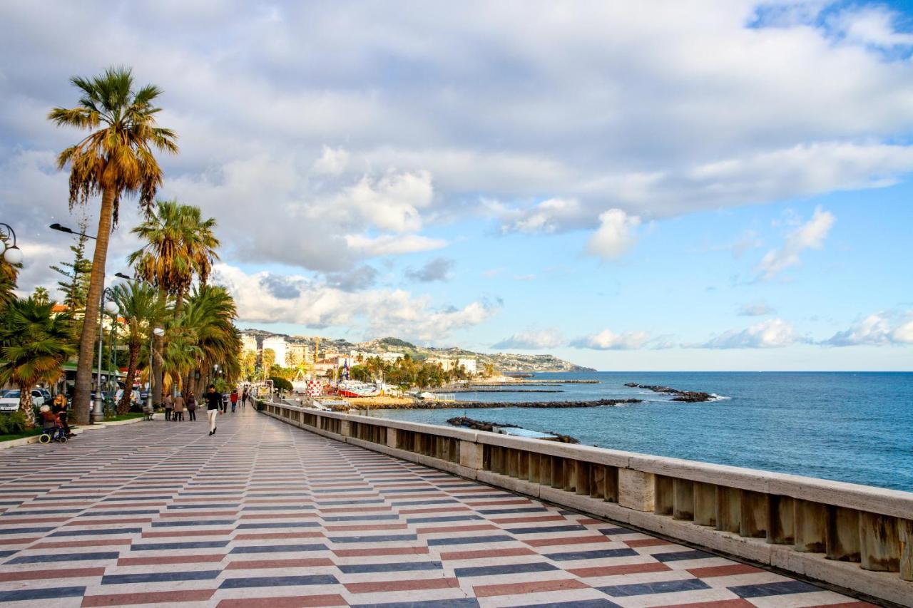 Seaside * Sanremo